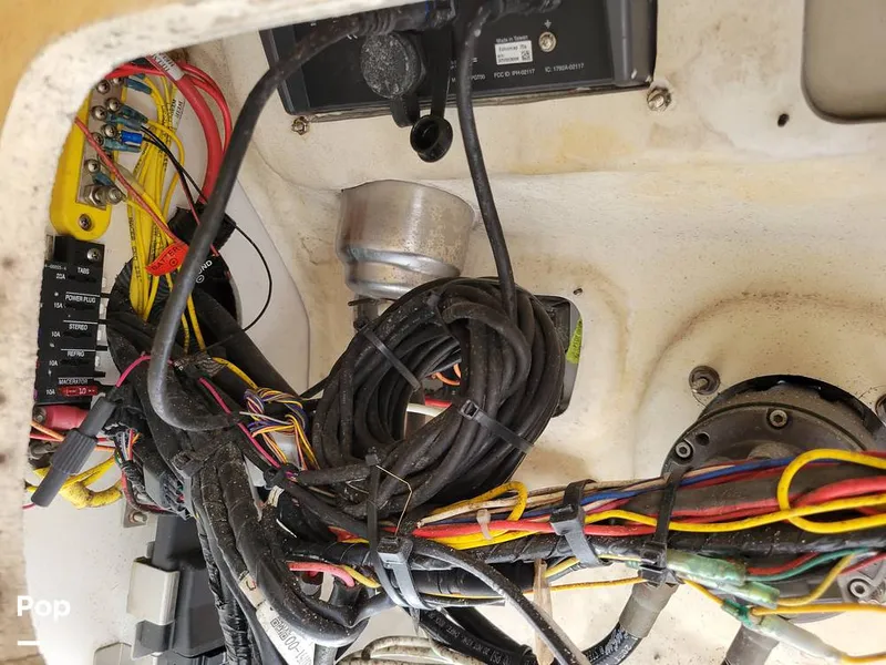 Slide: The Image of Robalo 227 2015 - 16343340