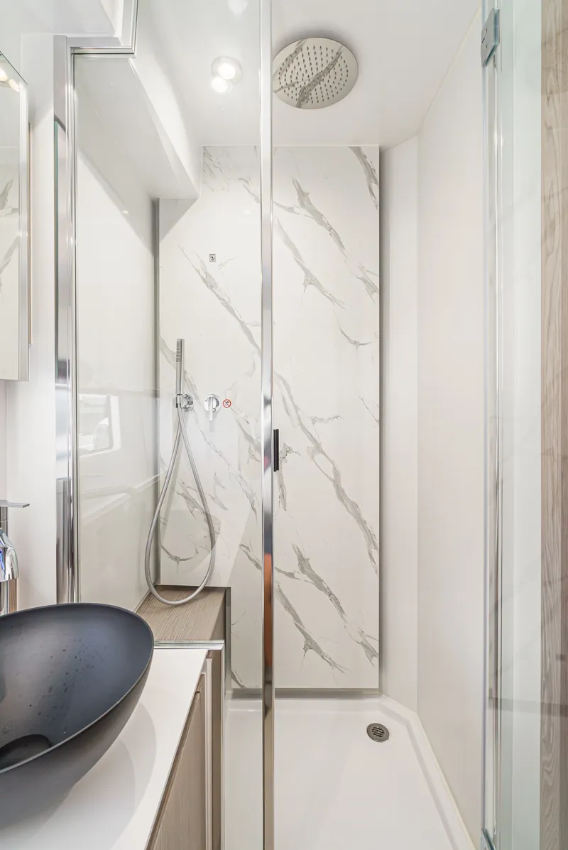 Slide: The Image of Azimut 53 FLY 2024 - 50