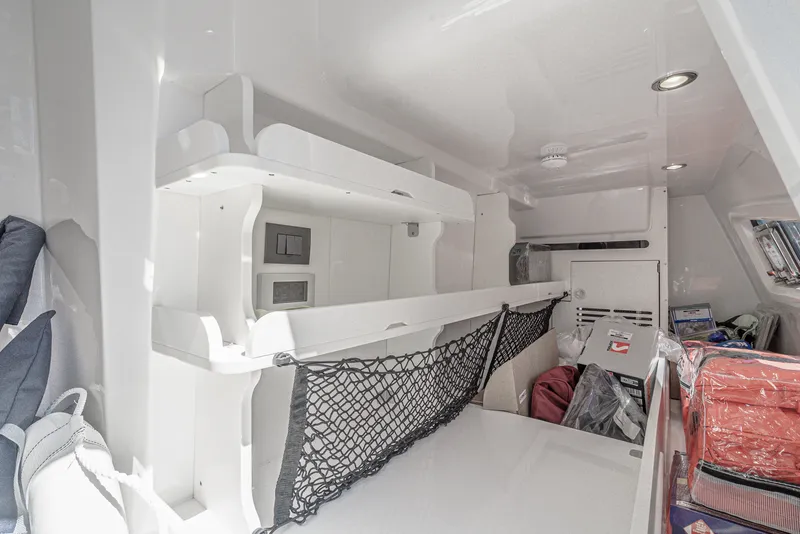 Slide: The Image of Azimut 53 FLY 2024 - 58