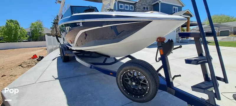 Slide: The Image of Tige Z3 2023 - 16373080