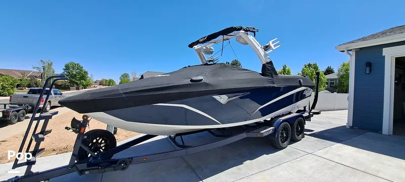 Slide: The Image of Tige Z3 2023 - 16372087