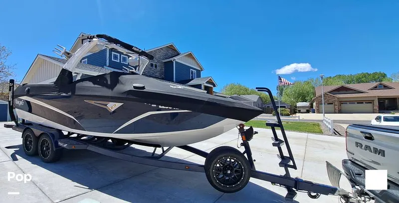 Slide: The Image of Tige Z3 2023 - 16372098