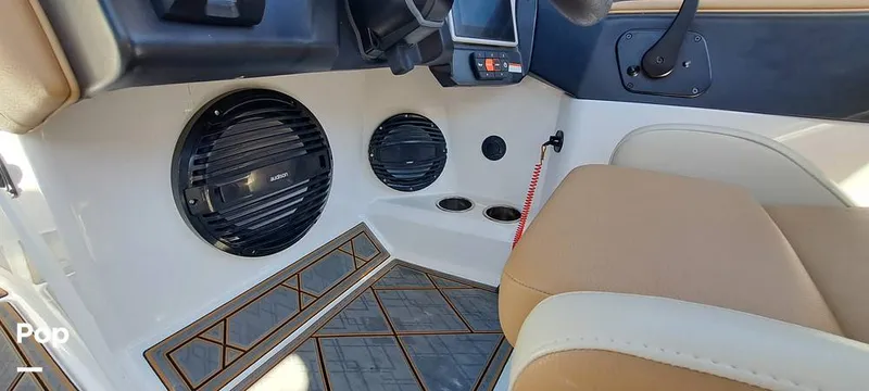 Slide: The Image of Tige Z3 2023 - 16372147