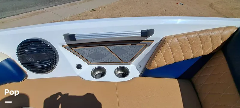 Slide: The Image of Tige Z3 2023 - 16372154