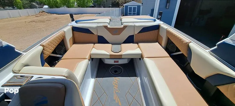 Slide: The Image of Tige Z3 2023 - 16372126