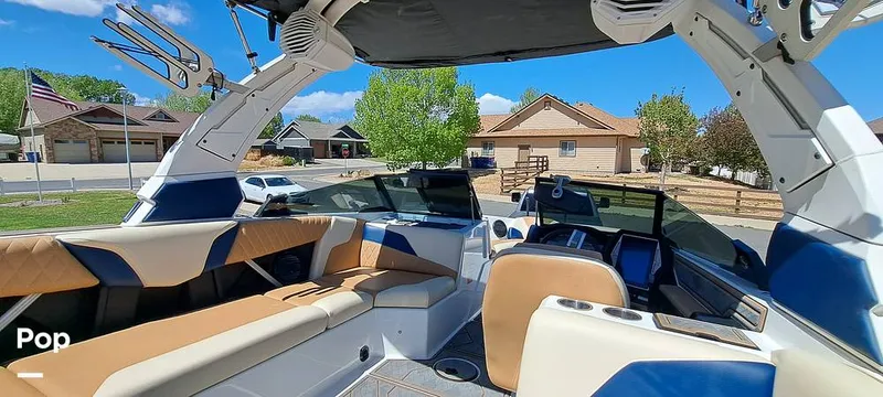 Slide: The Image of Tige Z3 2023 - 16372172