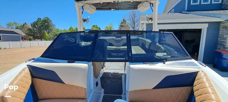 Slide: The Image of Tige Z3 2023 - 16372174