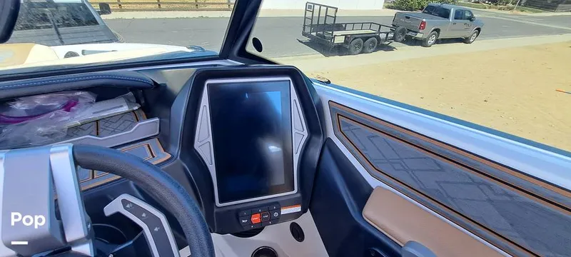 Slide: The Image of Tige Z3 2023 - 16372183