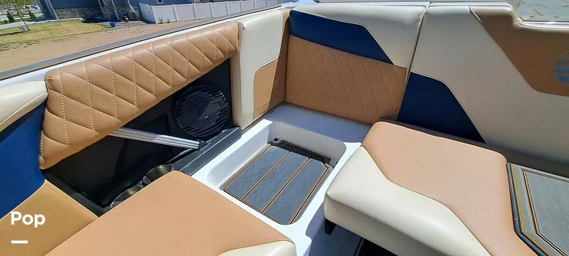 Slide: The Image of Tige Z3 2023 - 16372194