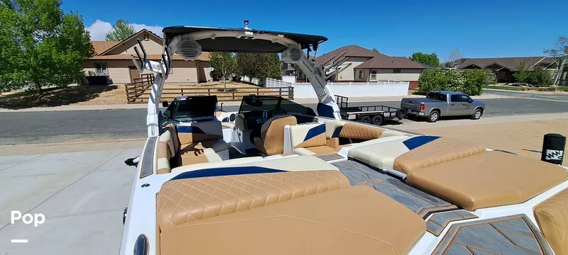 Slide: The Image of Tige Z3 2023 - 16372203