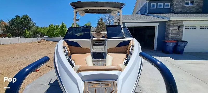 Slide: The Image of Tige Z3 2023 - 16372207