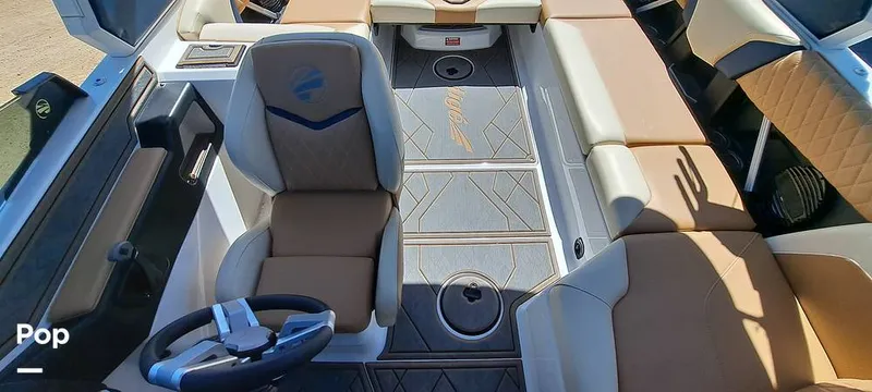 Slide: The Image of Tige Z3 2023 - 16372131