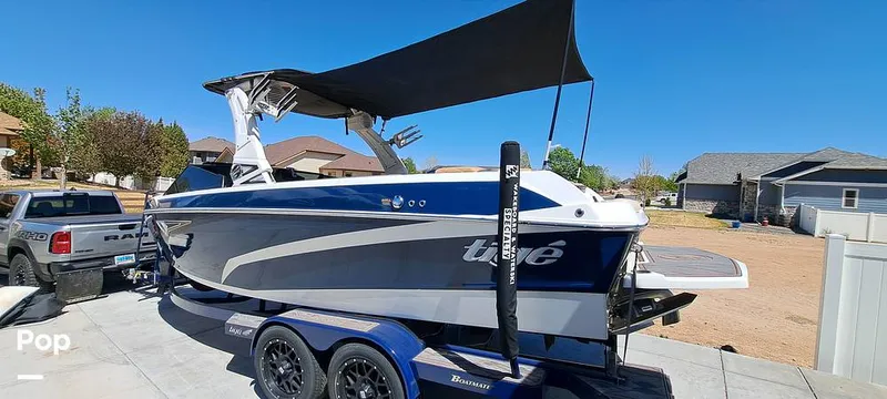 Slide: The Image of Tige Z3 2023 - 16372228