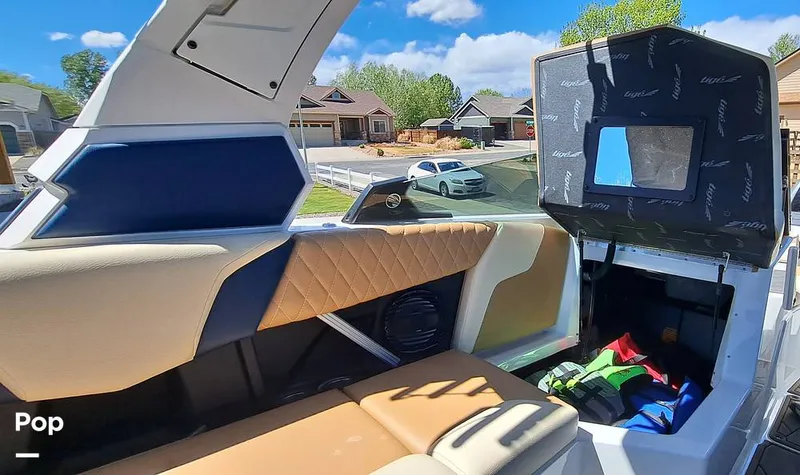 Slide: The Image of Tige Z3 2023 - 16372232