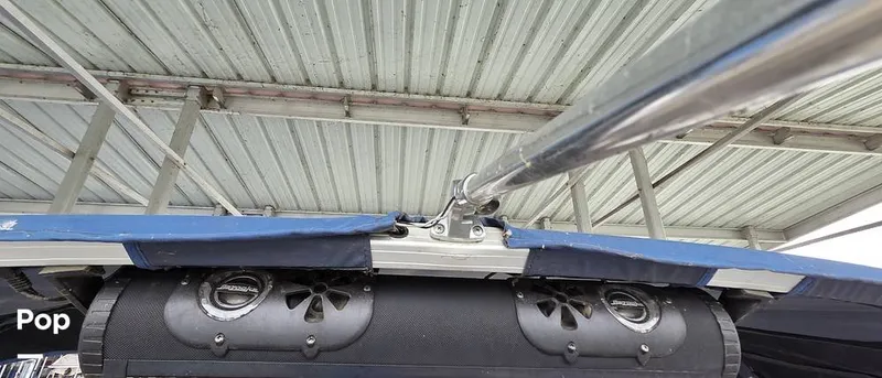 Slide: The Image of Sun Tracker Fishin' Barge 22 DLX 2021 - 16348709