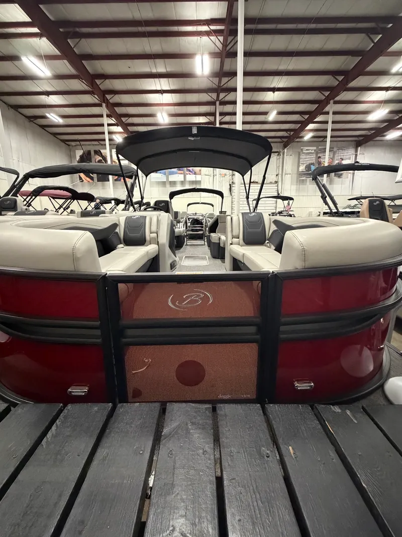 Slide: The Image of Barletta Cabrio 24 M 2026 - 12