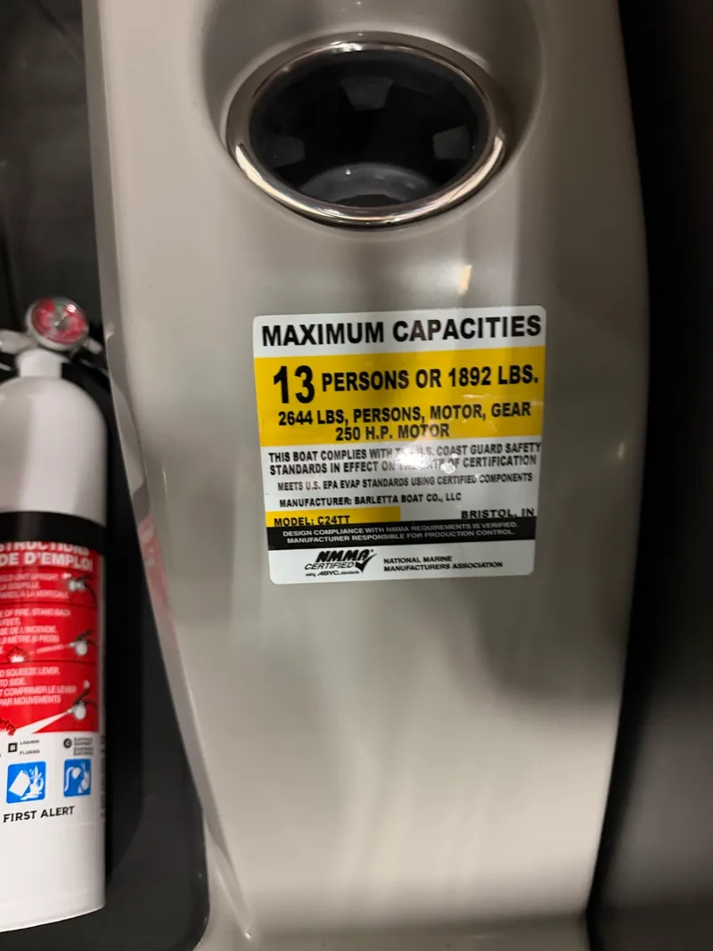 Slide: The Image of Barletta Cabrio 24 M 2026 - 23