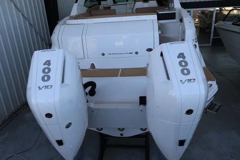 Slide: The Image of Sea Ray Sundancer 320 Outboard 2026 - 3