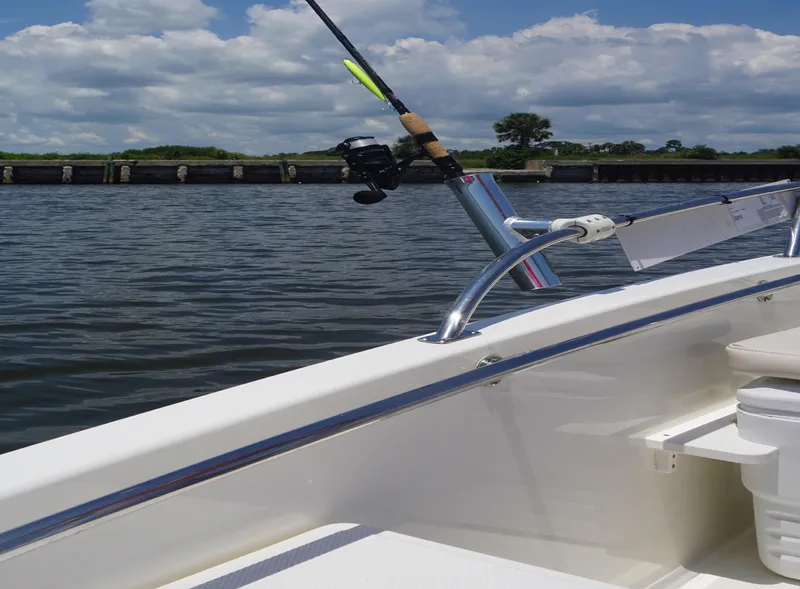 Slide: The Image of Boston Whaler 130 Super Sport 2023 - 15