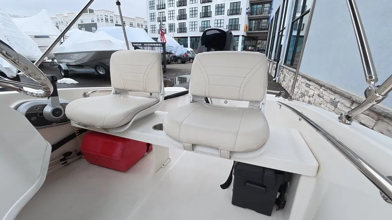 Slide: The Image of Boston Whaler 130 Super Sport 2023 - 18