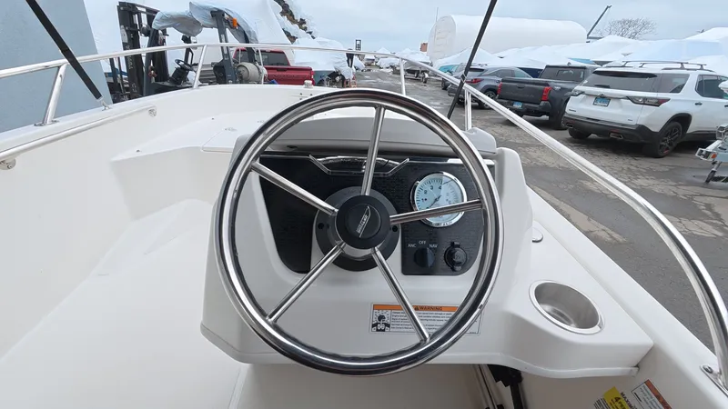 Slide: The Image of Boston Whaler 130 Super Sport 2023 - 25