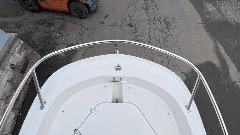 Slide: The Image of Boston Whaler 130 Super Sport 2023 - 31