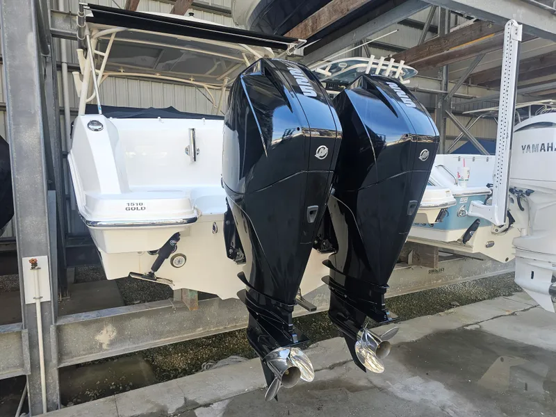 Slide: The Image of Boston Whaler 270 VANTAGE 2019 - 48