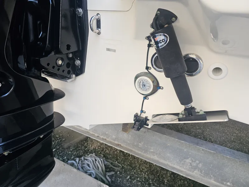 Slide: The Image of Boston Whaler 270 VANTAGE 2019 - 53