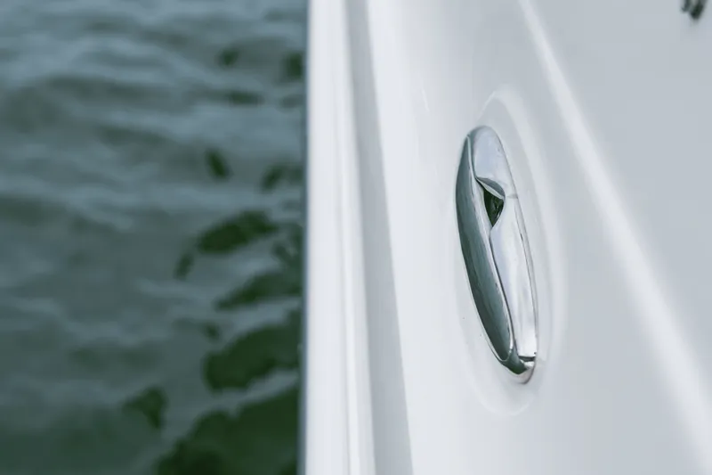 Slide: The Image of Boston Whaler 280 Vantage 2026 - 78