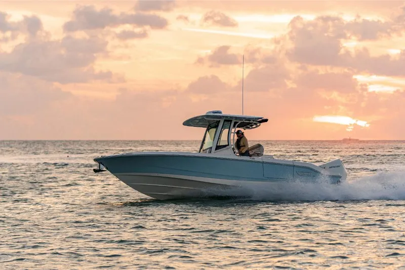 Slide: The Image of Boston Whaler 280 Dauntless 2023 - 57