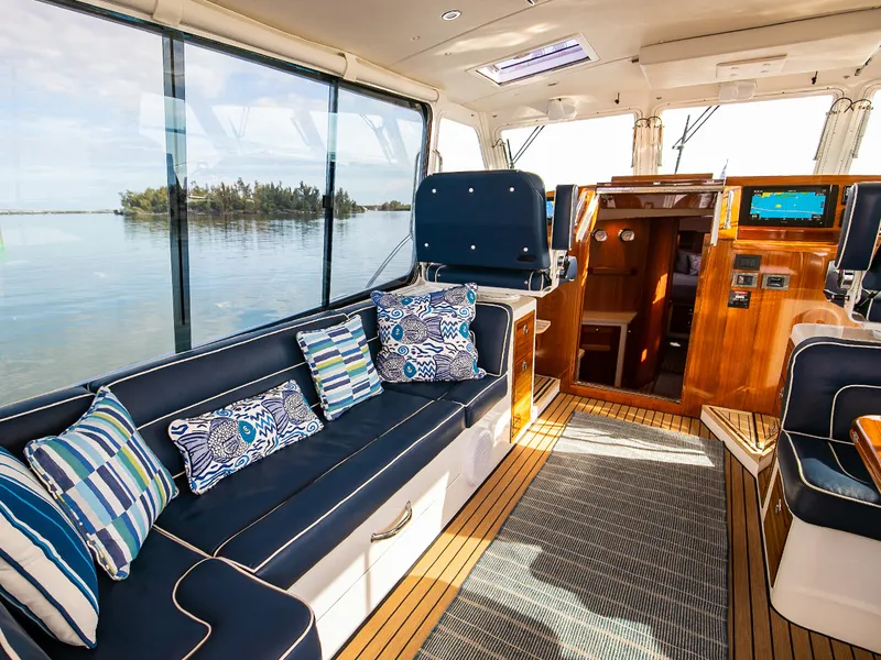 Slide: The Image of MJM 53Z 2021 - 26