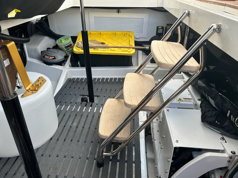 Slide: The Image of MJM 53Z 2021 - 48