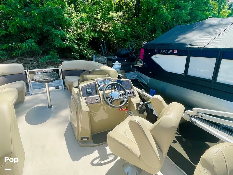 Slide: The Image of Sylvan Mirage 8520 Party Fish 2021 - 16379238