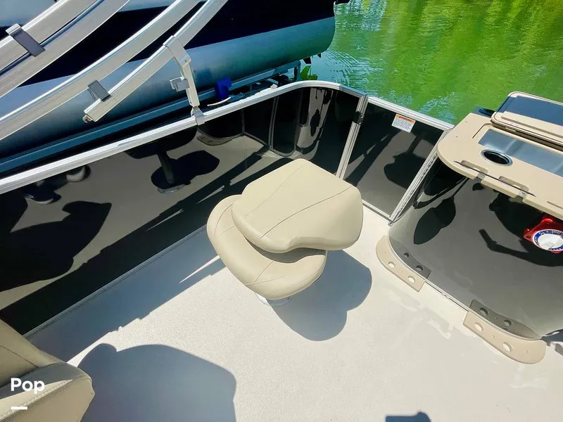Slide: The Image of Sylvan Mirage 8520 Party Fish 2021 - 16379213