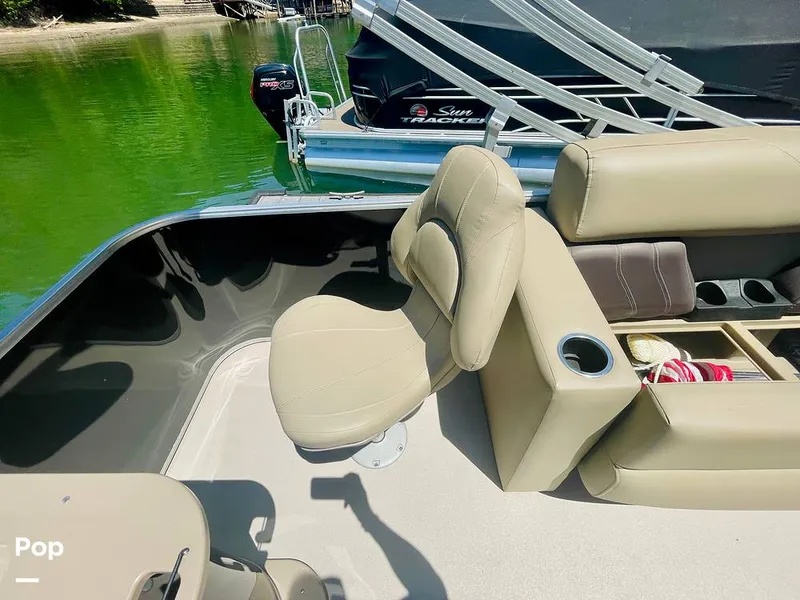 Slide: The Image of Sylvan Mirage 8520 Party Fish 2021 - 16379219
