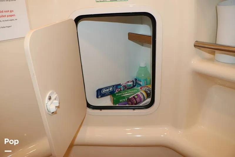 Slide: The Image of Sea Ray 310 Sundancer 1999 - 16337538