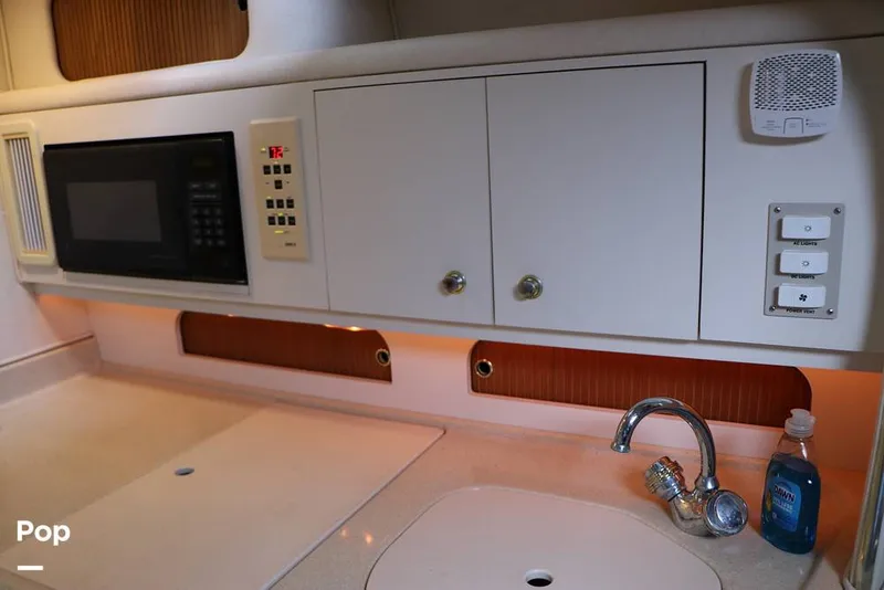 Slide: The Image of Sea Ray 310 Sundancer 1999 - 16337554