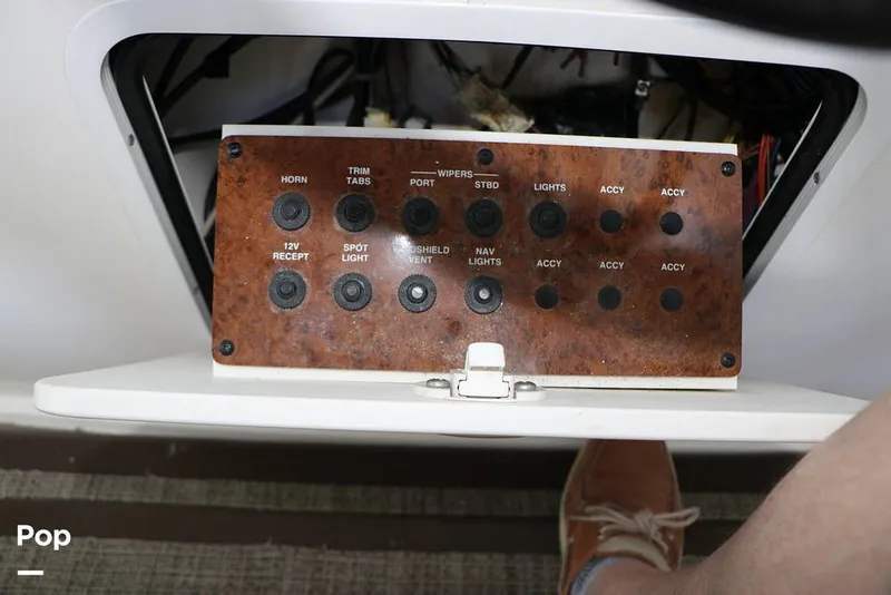 Slide: The Image of Sea Ray 310 Sundancer 1999 - 16337451