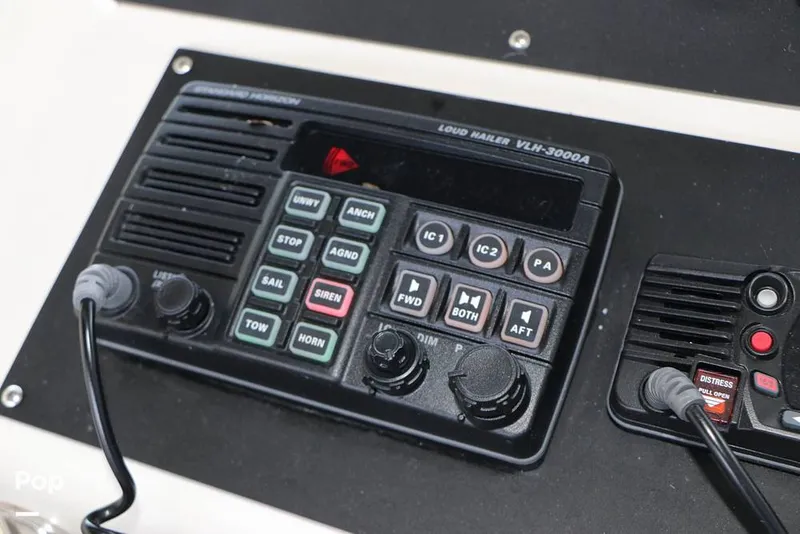 Slide: The Image of Sea Ray 310 Sundancer 1999 - 16337469