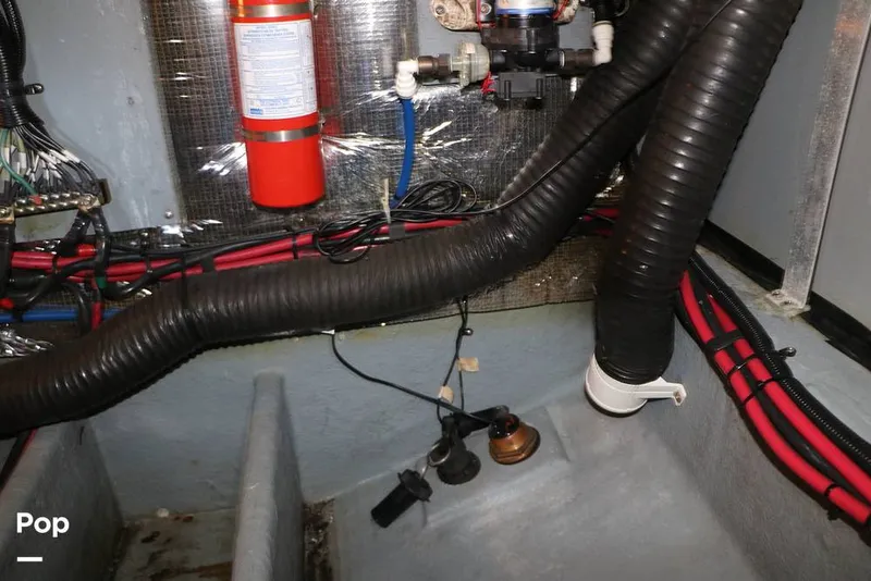 Slide: The Image of Sea Ray 310 Sundancer 1999 - 16337508