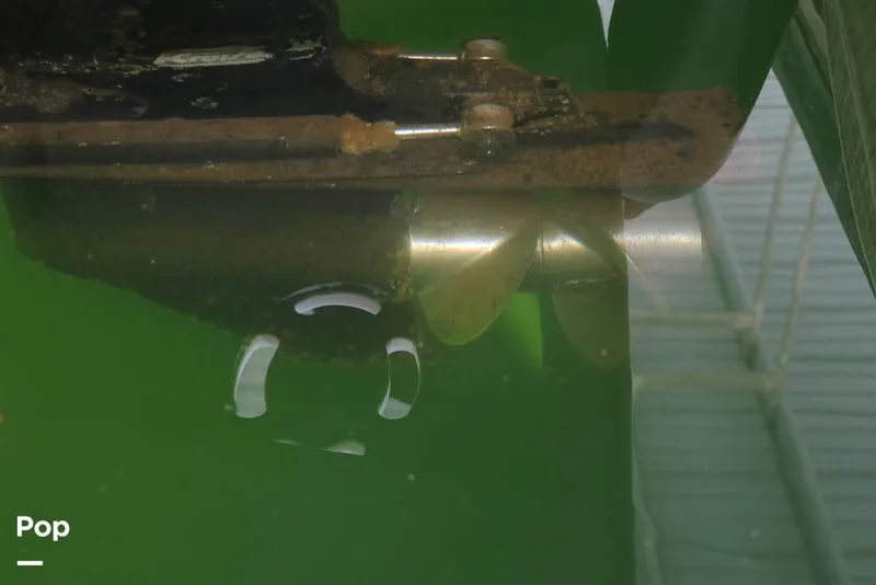 Slide: The Image of Sea Ray 310 Sundancer 1999 - 16337413