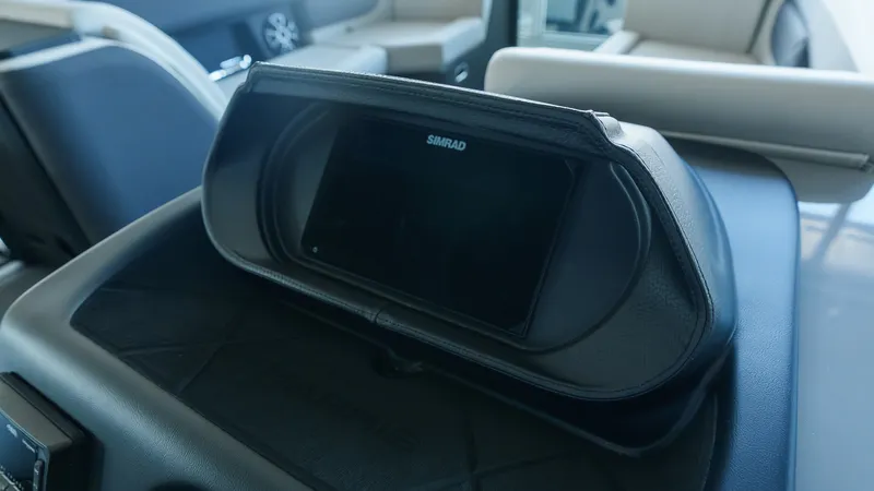 Slide: The Image of Harris Sunliner 230 2026 - 10