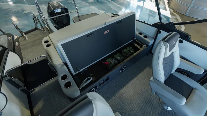 Slide: The Image of Harris Sunliner 230 2026 - 19