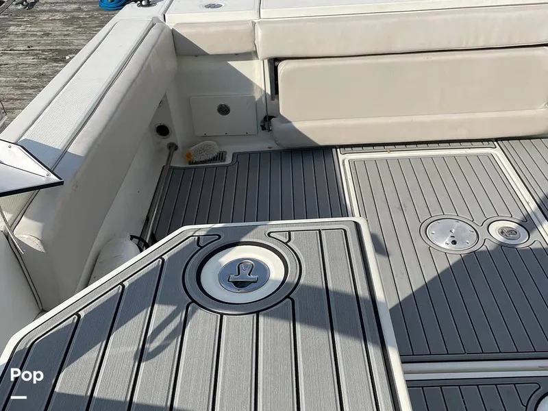 Slide: The Image of Hydra-Sports Vector 2900 EXP 2006 - 16375860