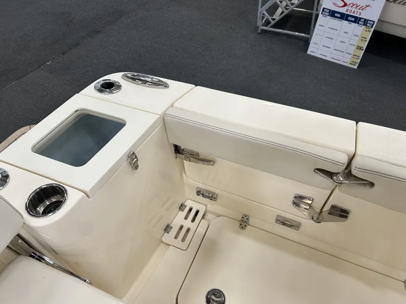 Slide: The Image of Scout 277 Dorado 2024 - 15