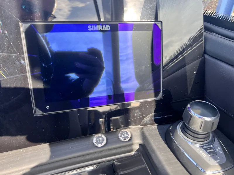 Slide: The Image of Bennington 27RXSB 2026 - 12