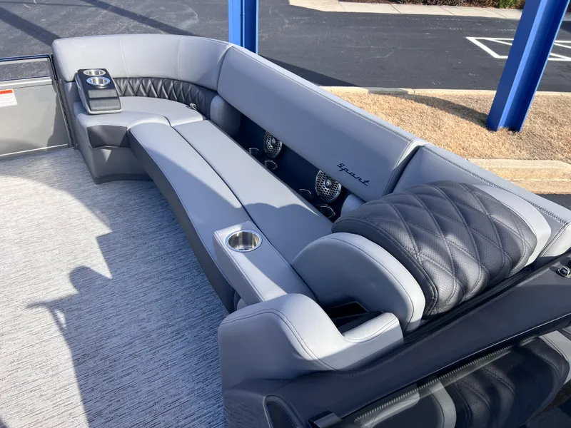 Slide: The Image of Bennington 27RXSB 2026 - 19