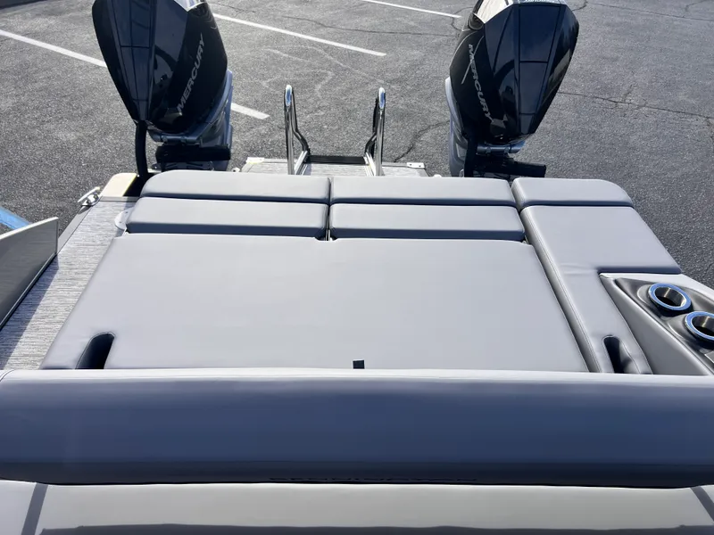 Slide: The Image of Bennington 27RXSB 2026 - 26