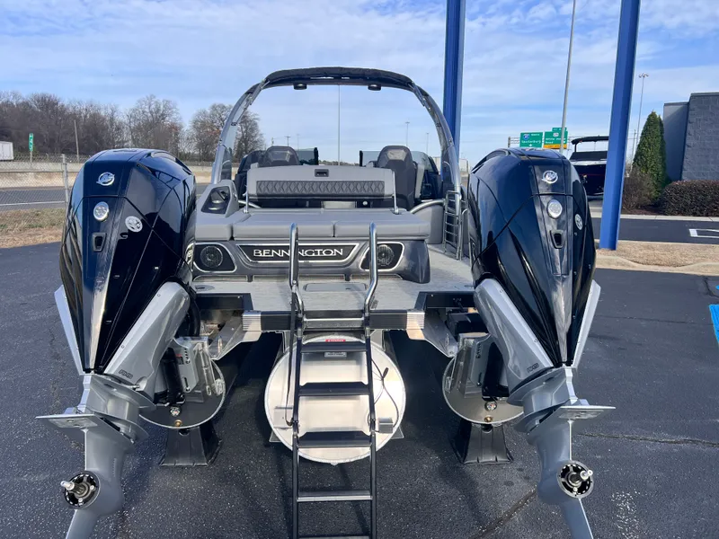 Slide: The Image of Bennington 27RXSB 2026 - 6