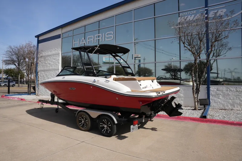 Slide: The Image of Sea Ray SPX 190 2018 - 2